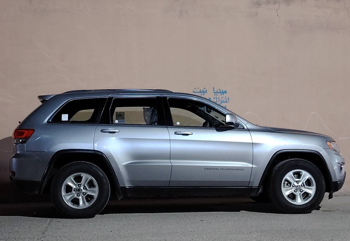 جيب لاريدو 2014 المرغوب يشتغل على اي بانزين كير محرك شرط بدون عيب بدون فتح مواصفات دخول ذكي بصمه ابواب بصمه تشغيل شاشه كبيره كرسي كهرباء شفتات ستيرن مثبت سرعه تحكم جهتين ستيرن تبريد مركزي بدون فورويل سياره داخله كلين بدون صبغ بدون تبديل فقط مكانين بارد بسيط رقم اربيل دولي سنويه بسمي لل٢٩ سياره جاهزه بدون اي مصرف سعر٢٢٥
***********
