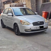 اكسنت 2010 خليجي  بيها فقط بنيد صبغ وشويه جراد بالقمارة  شاشه  كامره  ...