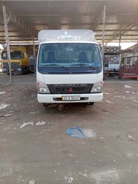 ميتسوبيشي كنتر • ٢٠١٦ • رقم سليمانيه