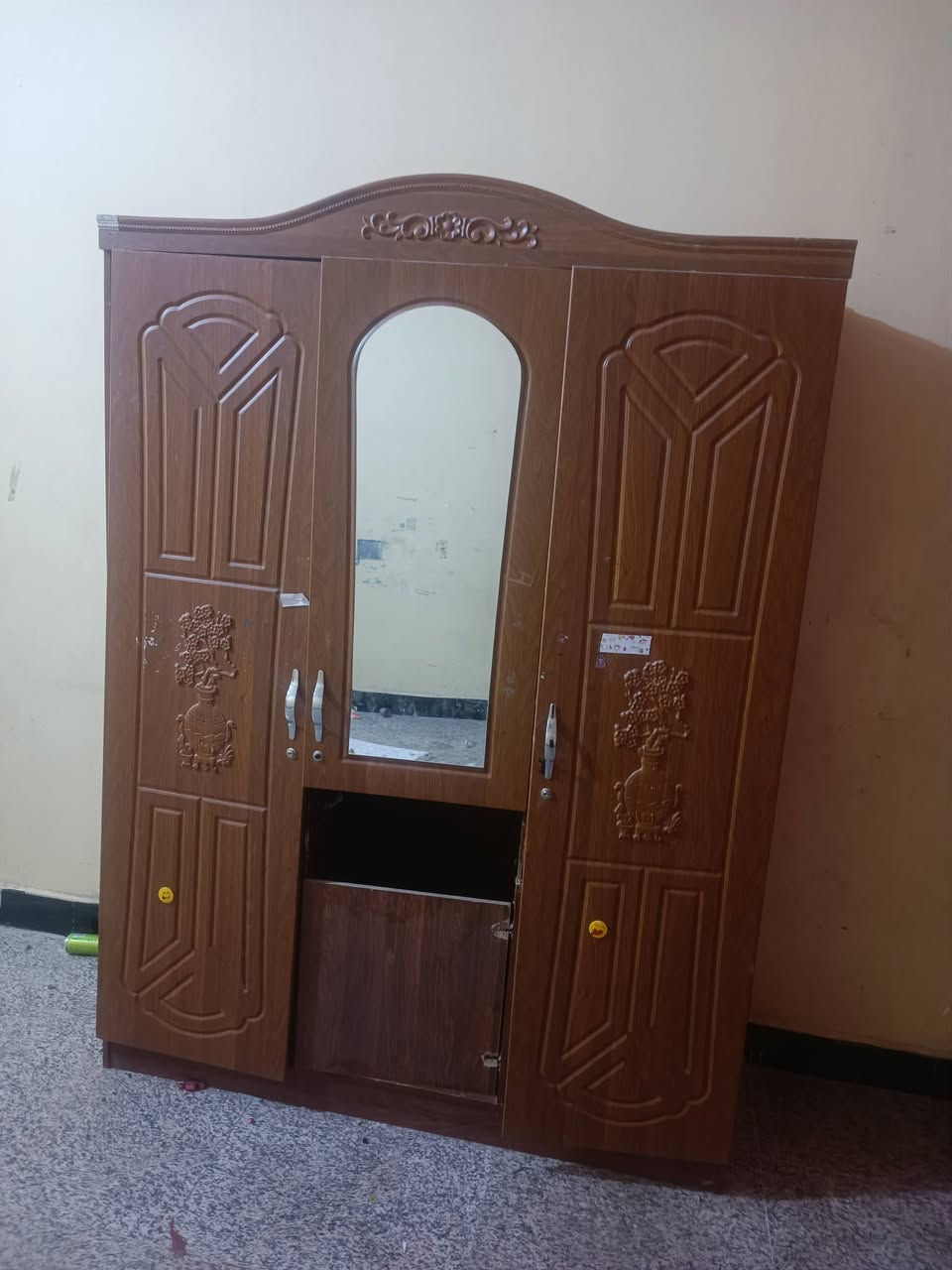 اغراض للبيع ***********
