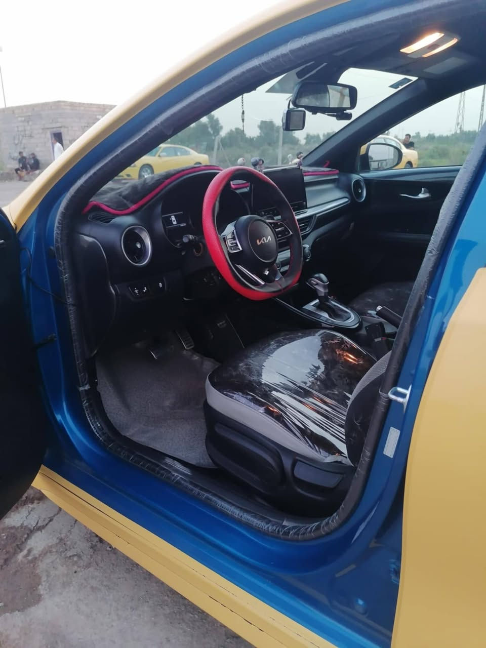 سلام عليكم
كيا فورتي 2022 GT
حدثه موضح بل صوره تبديل قبق جنطه فقط ماوصل الحوض
مكينه دوش 2000
كير cvt براد بلادي 8نمر
محوره منضومه غاز 
بصمه تشغيل
تشغيل عن بعد
بصمه أبواب
مثبت سرعه
قياده ذاتيه
توقف ذاتي 
شاشه الكبيره
وبعد بيها هواي مواصفات
تدفئه تبريد فقط الكمبريسر ضعيف
مكاني ديوانيه قضاء عفك
سعر 165$
*********** وتساب
