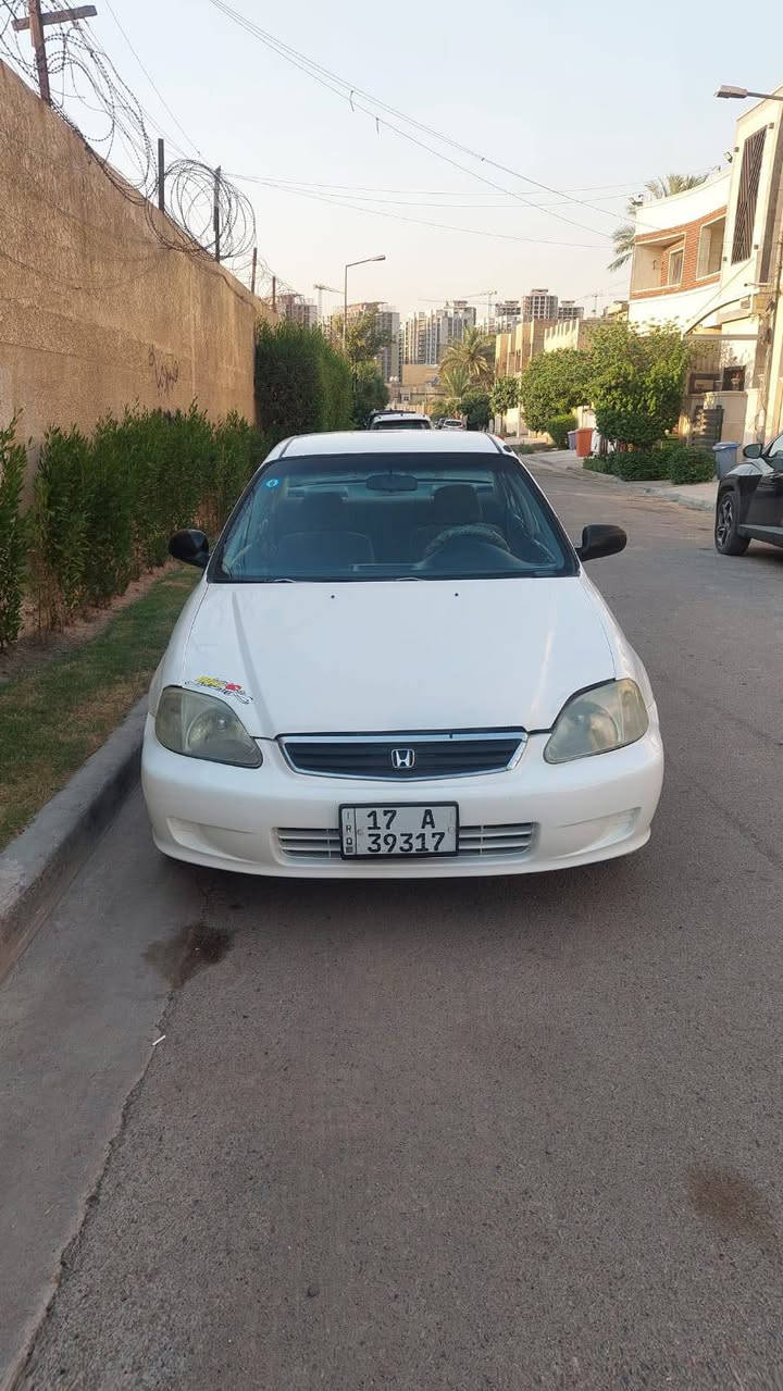 الي فلوسه على كده ويدور سياره اقتصاديه وعمليه جدا يتابع التفاصيل 🙏

السلام عليكم (( للبيع )) 

هوندا سيفك موديل 2000 نظيفه جدا وجاهزه محرك ١٦٠٠ وكير شادهن جديد مكفولات رقم انكليزي باسمي شرط التحويل سنوية وهزه جديده 

دواخلها جديده وغرفتها وكهربائياتها شركه سنترلوك وريمونت كهربائيات شغاله مابيها اي نقص 

السياره جانت على البلاد واني صبغتها على ايدي للجماليه فرن درجه اولى ... بسبب شخوط وجراد مكفوله من الضربه والخياس والكص 

تبريدها جان شغال والصونده طخت بالبلي مال باور وانشكت وطلع الغاز تشوفها بعينك تحتاج بس غاز وصونده 

السعر :- ٤٦ ورقة وبيها مجال للطيبين 
العنوان :- بغداد / قرب مرور الكاظميه 
الاتصال :- *********** علي 

وبالعافيه على صاحب النصيب مقدما سياره جدا نظيفه ومتعوب عليها ❤️
