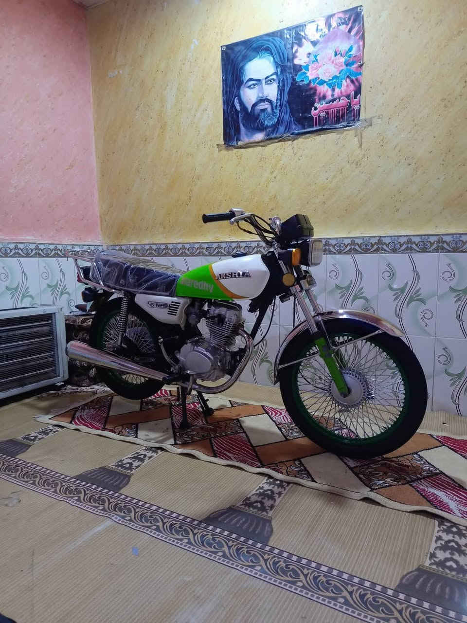 السلام عليكم
دراجة رقم سنوية للبيع السعر مليون وخمسميه


**إذا كنت صاحب هذا الإعلان وتريد حذفه لأي سبب، رجاءا أرسل رسالة إلى الدعم الفني**