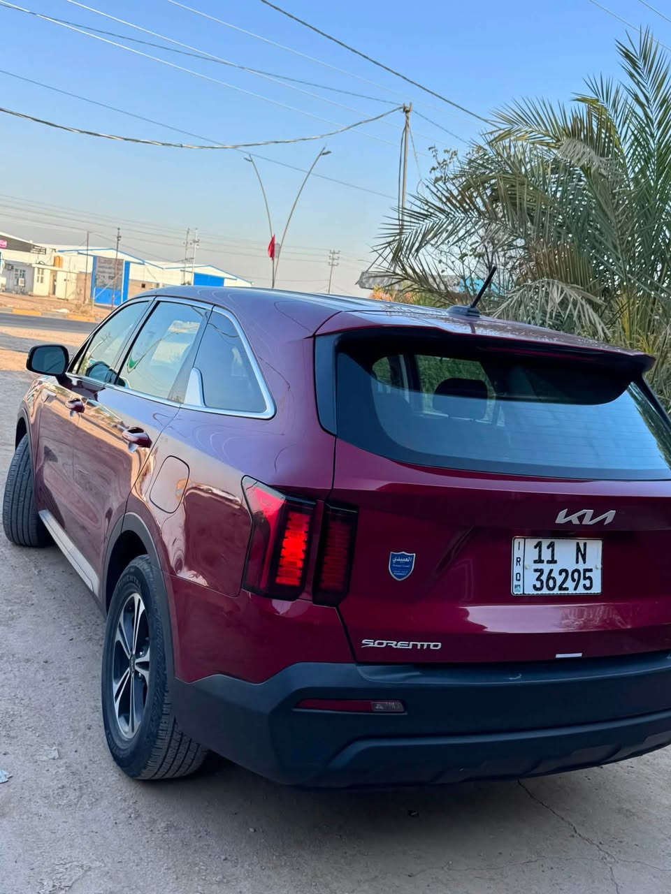سورنتو
موديل 

2023
أمريكي 

مكينه 2500 

4سلندر 

مواصفات عاديه 

الاستفسار على الرقم /***********📞
مكاني بغداد نهايه الراشديه جديده الشط
السعر 207$ وبيها مجال لشراي
