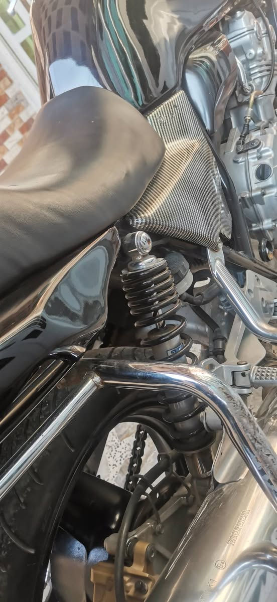 السلام عليكم
للبيع دراجة هوندا Cp4  400cc نوزل 16 ولف موديل 2008 ياباني اصلي اخت الجديدة 

بدون اوراق. السعر مليونين و خمسمئة 2.500000 وبيها مجال

العنوان بغداد 

***********

***********
