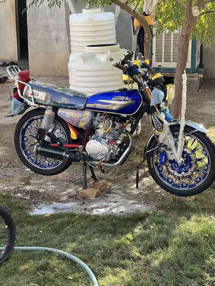 للبيع نامة برو محرم ٢٠٠ موديل ٢٤ دراجة بعدهة بل حيس ماشية بس ٤٠٠٠الشراي اتصل ودلل ***********
