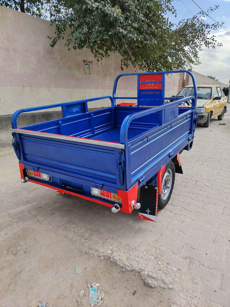 سلام عليكم ستوته للبيع بتره باب اول موديل 2020 كلهه بلاديه الستوته مكفوله كفاله عامه  شاصي وركبه مكفولات بديهه مكفول لاكص ولالحيم ولامعجون فقط مصبوغ صبغ عام حراري أصلي للجماليه تخم كهربايت كله جديد تخم تاير جوبلس جديد اوراق اصوليه اكتبك ويه الوكيل مباشر بليته موجوده دبلات امامي شغال اكسن ومحرك مكفول كير بوكس جديد ملاحضه الستوته شرط الفحص والكفاله ونضافتهه نفس الصور شرط الشراي يتصل ويدلل مكانهه الديوانية مكلف بنشر ***********
