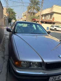 سيارة 8 سلندر 744 سياره  فول مواصفات من عده فتحه  تدفئه تبريد شغال محر...