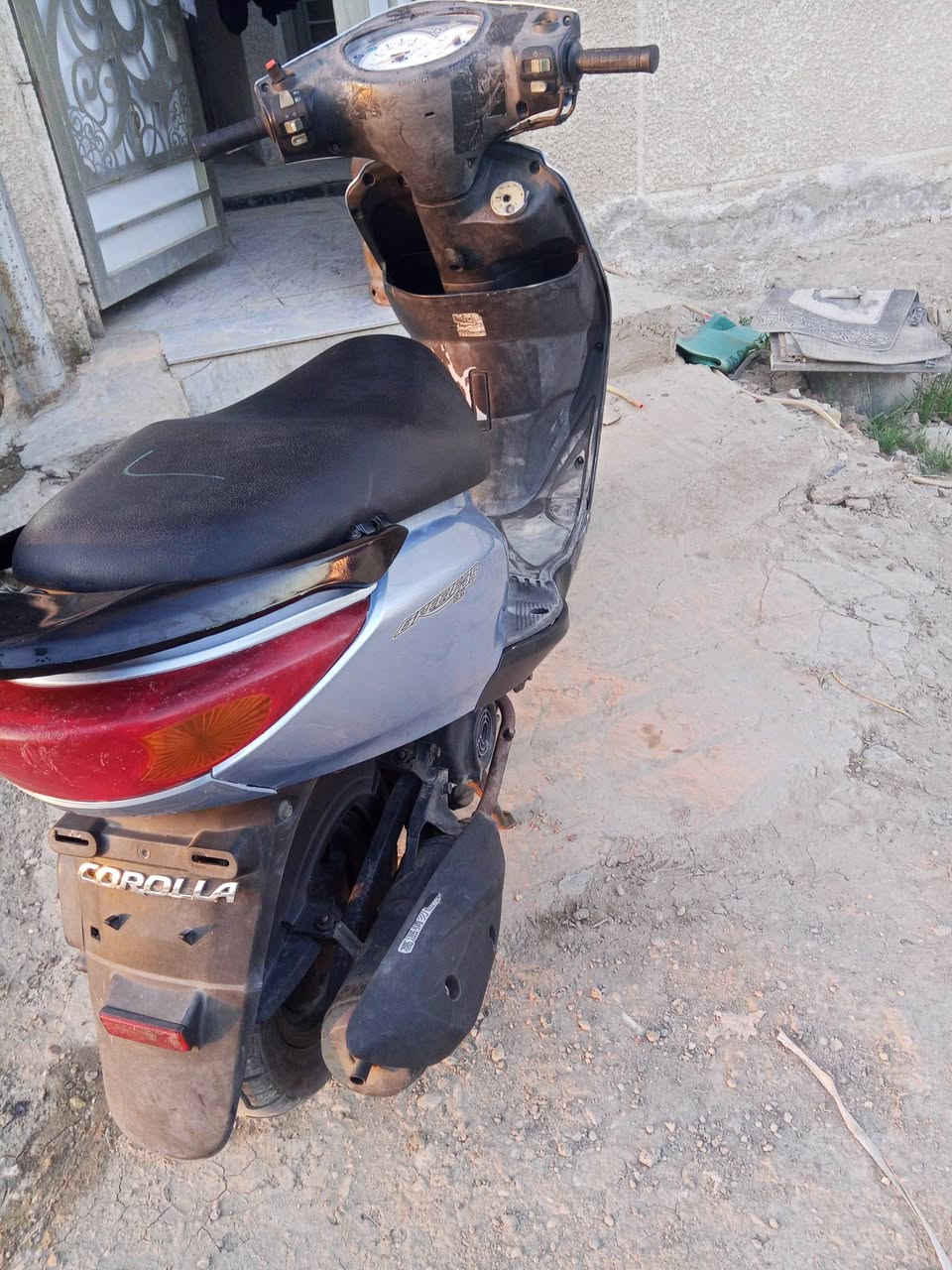 السلام عليكم اكزز 140 نوزل مال رمبه ماصارلهه هواي من نازله للبيع السعر مليون وبيهه مجال للستفسار ***********
