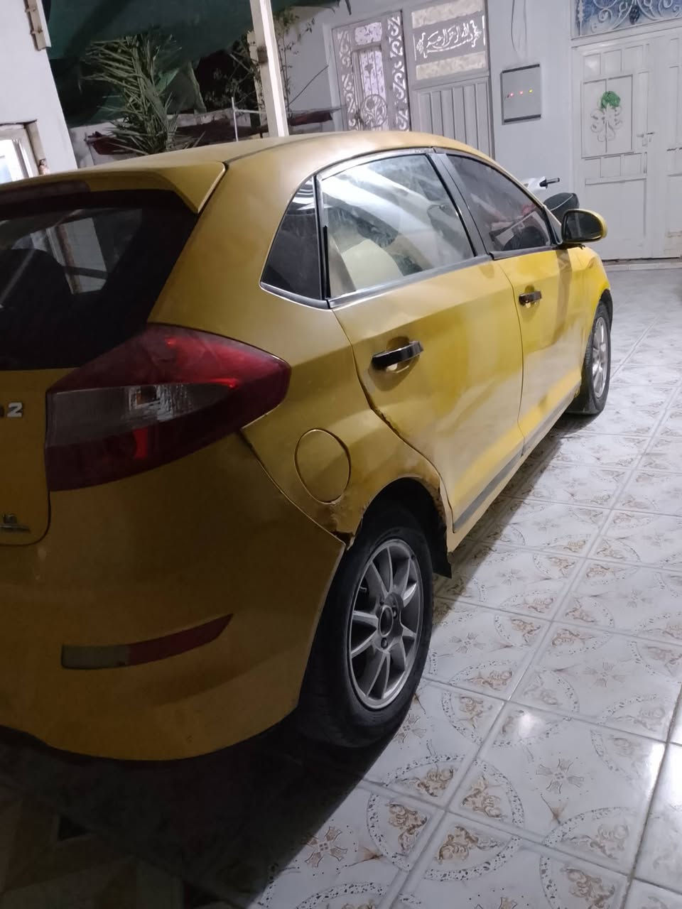 سلام عليكم شيري افلاوين 13بسمي مصفره تبريد شقال سياره حلوه سعر 25 مكاني دير ***********
