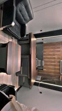 ميز مكتبي شغل درجه اوله نوعيه فووول بالحقيقه اكبر بالصوره مبين صغير نظ...