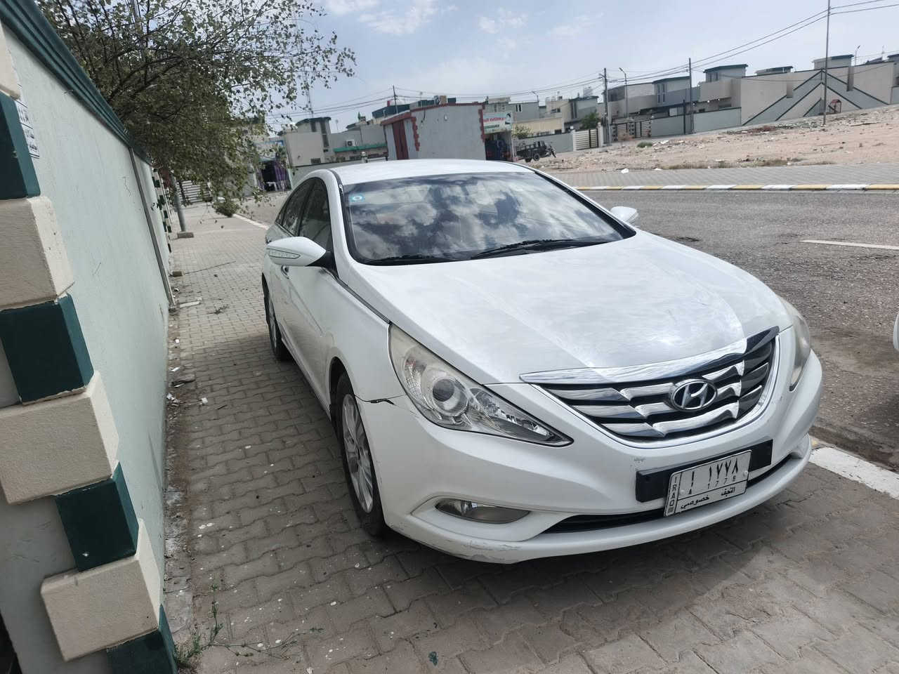 السلام عليكم سوناتا للبيع ٢٠١١ بأسمي كير محرك جدد منضومه تبريد جديدة تخم تاير جديد بيها فقط الي مأشر عليهن مكانها النجف للاستفسار ***********
