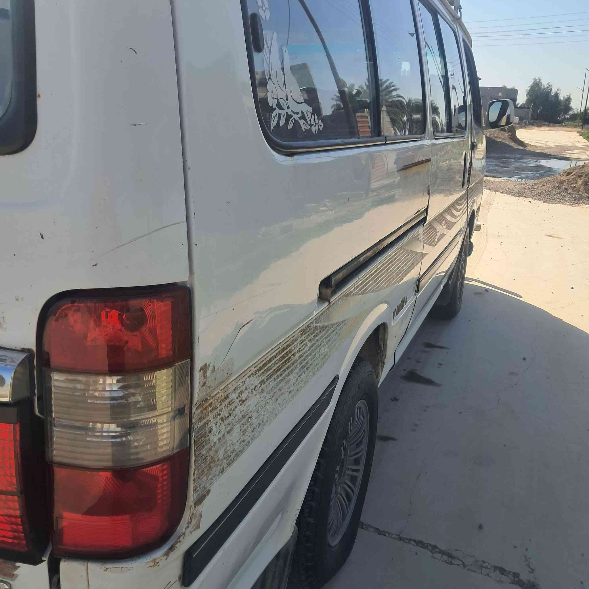 سلام عليكم جنبي 2008للبيع والمراوس سياره خير من الله مكينه كير بل جيس تخم تاير صدر جديد  سياره بلاديه شعندك نزل بل تعاليق مكاني بعقوبه ...لسعر 53 وبيه مجال***********
