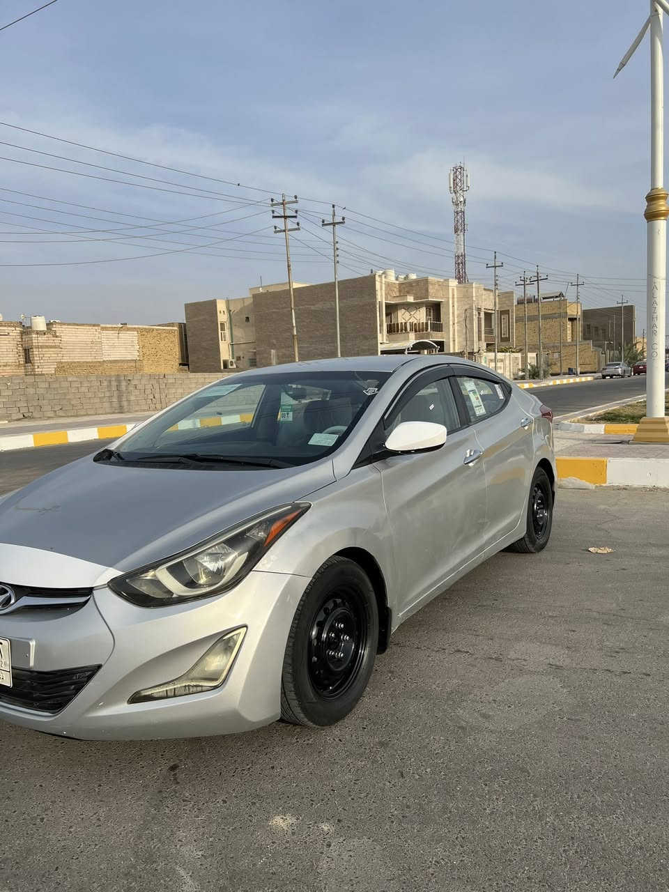 سلام عليكم النتره مديل 2016 رقم ذي قار وراد امريكي محرك 2000 دوش مكفوله من ضربه وتبديل بيه مكانات صبغ بصيطه جاهزه سياره مكينه وكير وحداده وتبريد وتخم تاير وكهربائيات سعر 100 وبيه مجال مكاني ناصريه مركز شراي يتصل ***********
