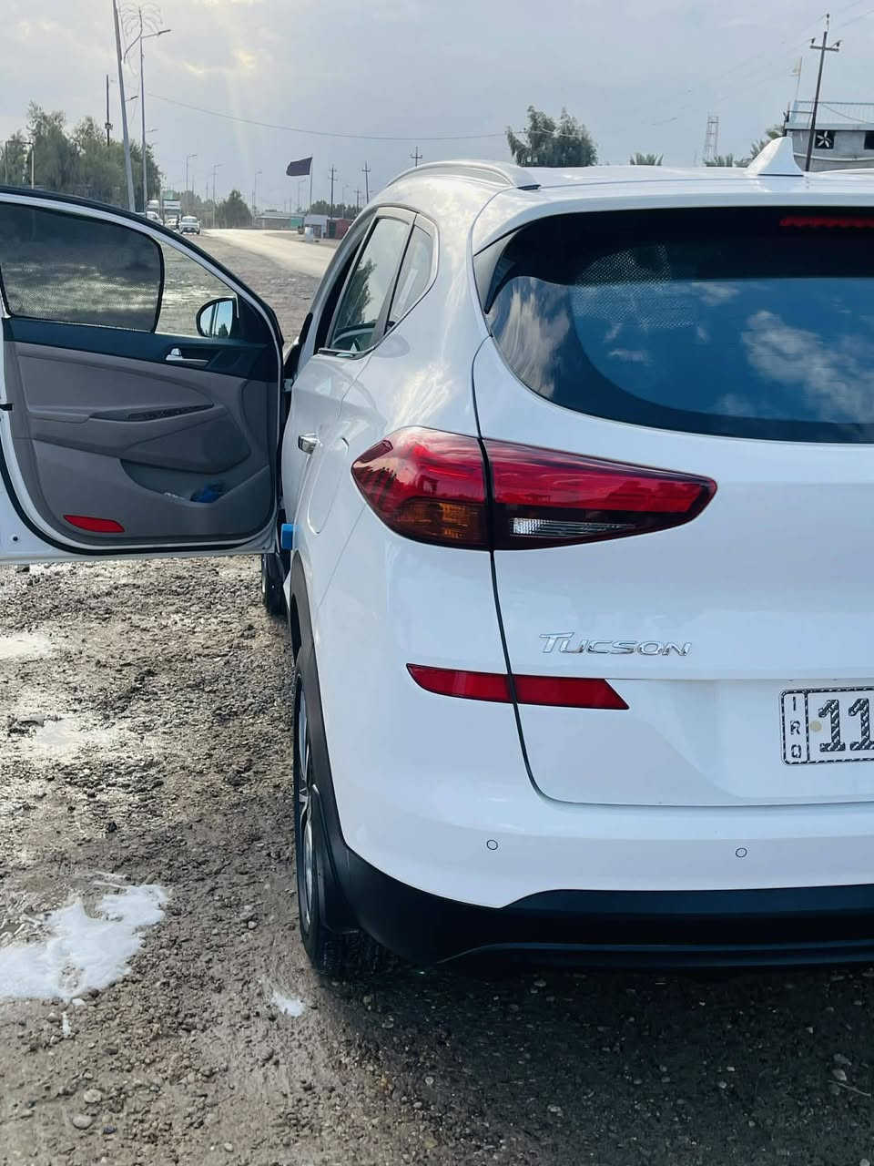 السلام عليكم للبيع توسان 2020  مكفوله فول مواصفات ***********
