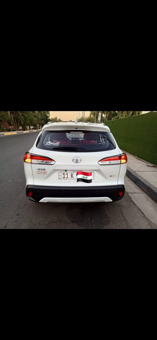 السلام عليكم كورلا كروس للبيع موديل 2025ماشيه 4000 مكفوله من كلشي وبأسمي  مواصفاتهه فول كراسي كهرباء الجهتين مكاني زيونه رايدهه   27 مليون عراقي استفسار ***********
