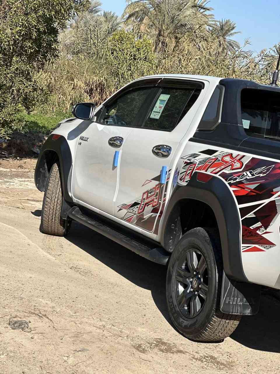 سلام عليكم
تويوتا هايلوكس2023سته سلندر ساس رقم أربيل 

مكفوله كفاله عامه ماشيه70

مواصفات

كشانه تبريد 

نقاط عمياء 

حساسات امامي خلفي 

تحكمات ستيرن

شاشه تدعم ابل كاربلاي واندرويد اوتو

بورمود وايكو مود

تبريد قطعتين 

ثلاجه رادارات جانبية 

شاحن لاسلكي

بصمه تشغيل 

بصمه أبواب 

دخول ذكي

العنوان بغداد اليوسفية ناحية الرشيد 

للتواصل ***********
