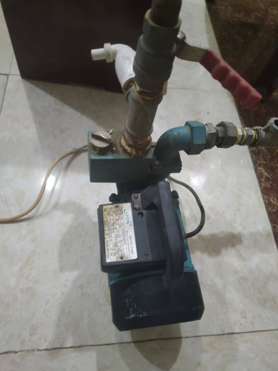 مكلف بالنشر 
متوفر ماطور ماء السعر 50 الف وبيها مجال 

***********
