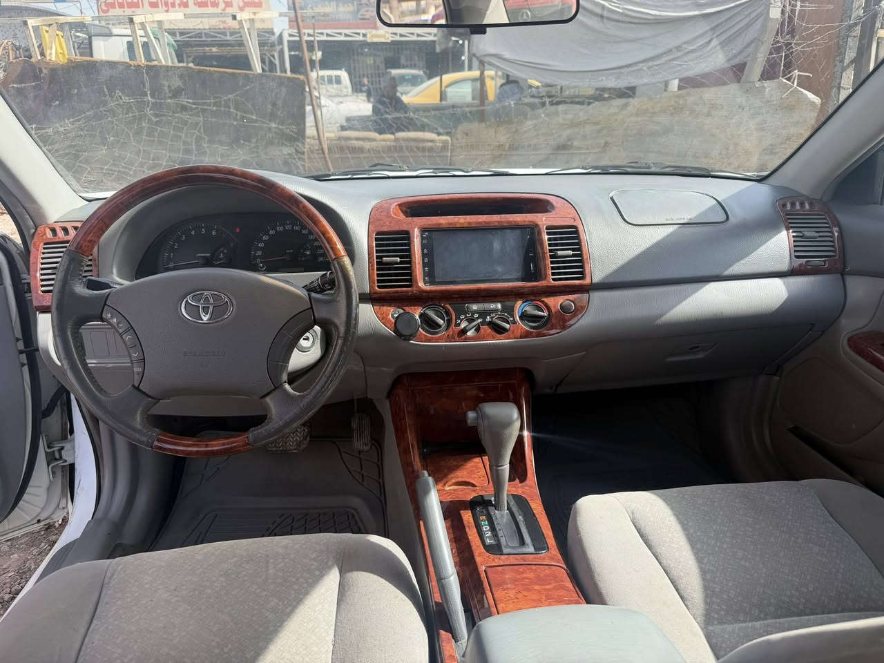 سلام عليكم
للبيع كامري مديل 2004
مكينه 2400
سياره سونر بيه ومرفوق بل صور 
مكينه كير حداديه مكفولات 
تبريد قطعتين 
رقم اربيل انكليزي بسمي 
سياره مابيه اي صبغ شرط دعاميات مكفولات 
بس صبغ بل عتبه شي بصيط 
سياره مكفوله بس جاملغ مرخه  
وباب سايق تطبيع 
*********** رقم مبايل
