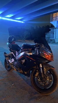 شباب دراجة CBR 929 rr ترايك وين متريد من زاخو للفاو  دراجة كفاله عامه ...