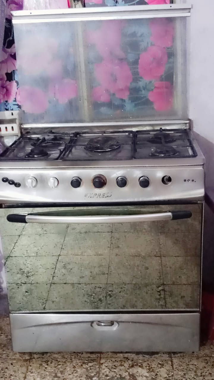 للبيع طباخ 5 عيون السعر 150 عنوان جسر ديالى القديم


**إذا كنت صاحب هذا الإعلان وتريد حذفه لأي سبب، رجاءا أرسل رسالة إلى الدعم الفني**