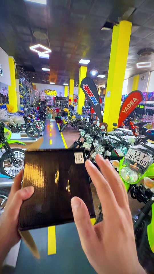 المازده العنكبوتيه😍🔥للحجز والاستفسار، تواصلوا معنا عبر الأرقام التالية: • 📞 الرقم المختصر مبيعات الدراجات: 7732 • 🏍️ مبيعات الدراجات: *********** • 🏍️ مبيعات الدراجات: *********** • 🛠️ مبيعات الأدوات والكماليات: *********** 📍 فروعنا بانتظار زيارتكم: • 📍 الفرع الأول (ديالى): ديالى- تقاطع القدس - (شركة سيزر). • 📍 الفرع الثاني (بغداد): البلديات - مقابل جامع وحسينية سيد صلاح المكصوصي - (شركة سيزر)
