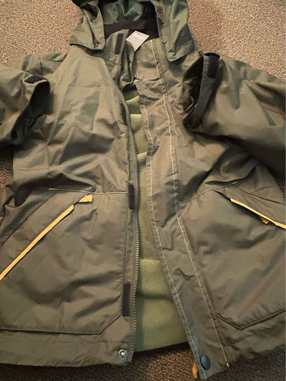Never worn (inner jacket can be removed & worn separately) Burnaby, BC


**إذا كنت صاحب هذا الإعلان وتريد حذفه لأي سبب، رجاءا أرسل رسالة إلى الدعم الفني**