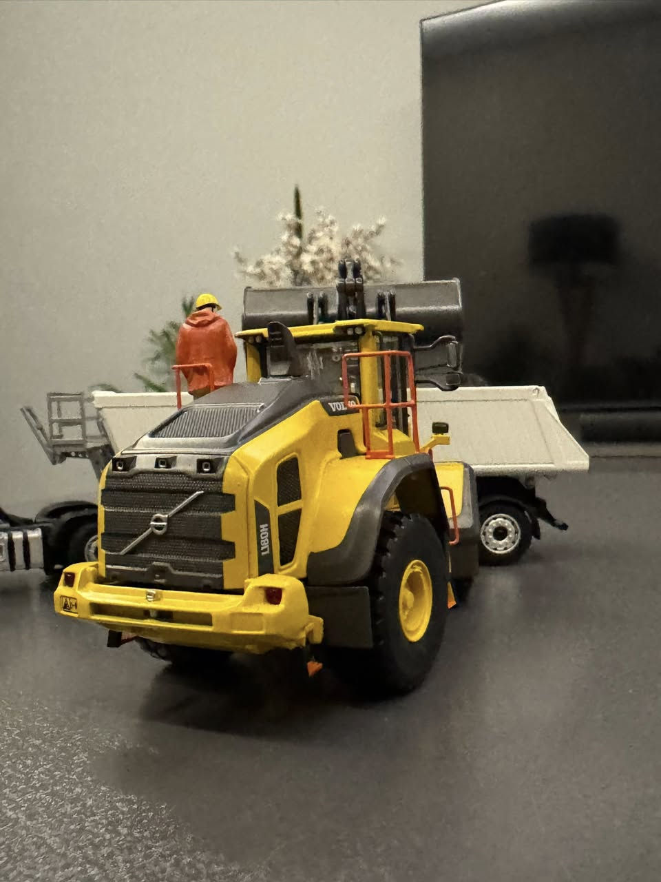VOLVO


**إذا كنت صاحب هذا الإعلان وتريد حذفه لأي سبب، رجاءا أرسل رسالة إلى الدعم الفني**