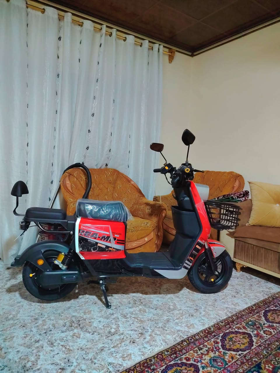 *********** واتساب
س ع للبيع دراجه شحن R7 2026 اخر اصدار شكل حديث ماشيه قليل اخو صفر 1500 فقط 5 بطاريات دبل 32 انبير ونلي تمشيك بل شحنه الوحده 50k واكثر سرعتها 109
سعر 525 وبي مجال عنوان كركوك
