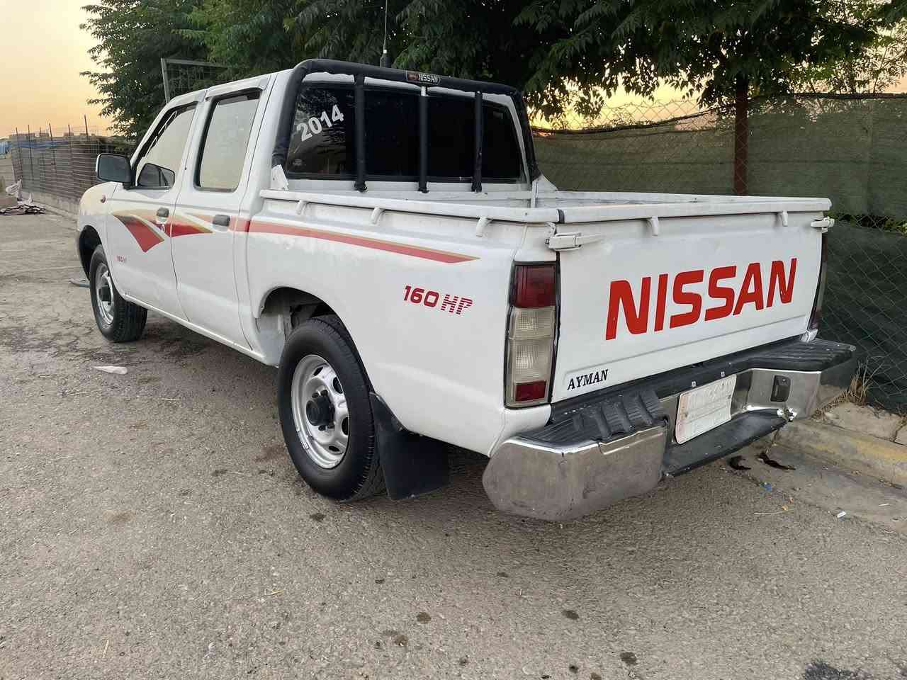 نیسان ٢٠١٤ سەنەوی بەس تەحویل ناکریت
گیرو مەکینەی بەشەرت 
چوار تایەی لۆکی بۆ بەستراوە  
عەینەو کلاجی لۆک بۆ بەستراوە
تاقم پیش و دوای کامل  گۆردراوە 
شانیکی داداوە  و پەلە پەلە بۆیاخی هەیە  من بە عام  ئەی فرۆشم   سەیارەی معرەز نیەو هی دەس خۆمە  
یەک دوسەو پەنجا دیناری  مەسرەفی  تیا نیە  
مالی ئەوەیە بیدەی بە دۆستو  ناسیار 
نرخشی 78  گلاو مەعمەلە 
***********
***********

