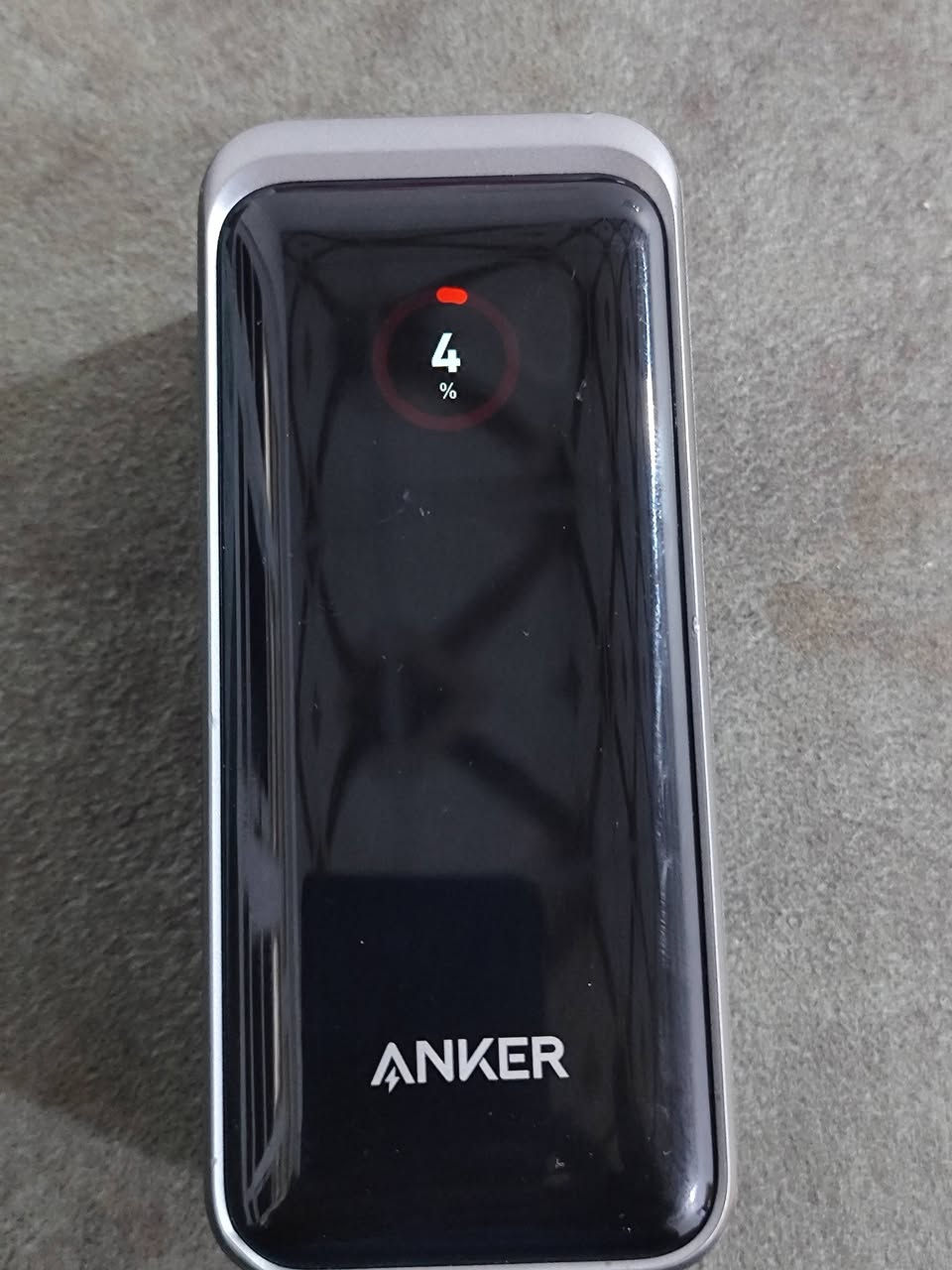بور بنك انكر مواصفات 
Anker A1336
200W 
20000ma
عدد شحنات ٢٤
بدون كارتون


**إذا كنت صاحب هذا الإعلان وتريد حذفه لأي سبب، رجاءا أرسل رسالة إلى الدعم الفني**