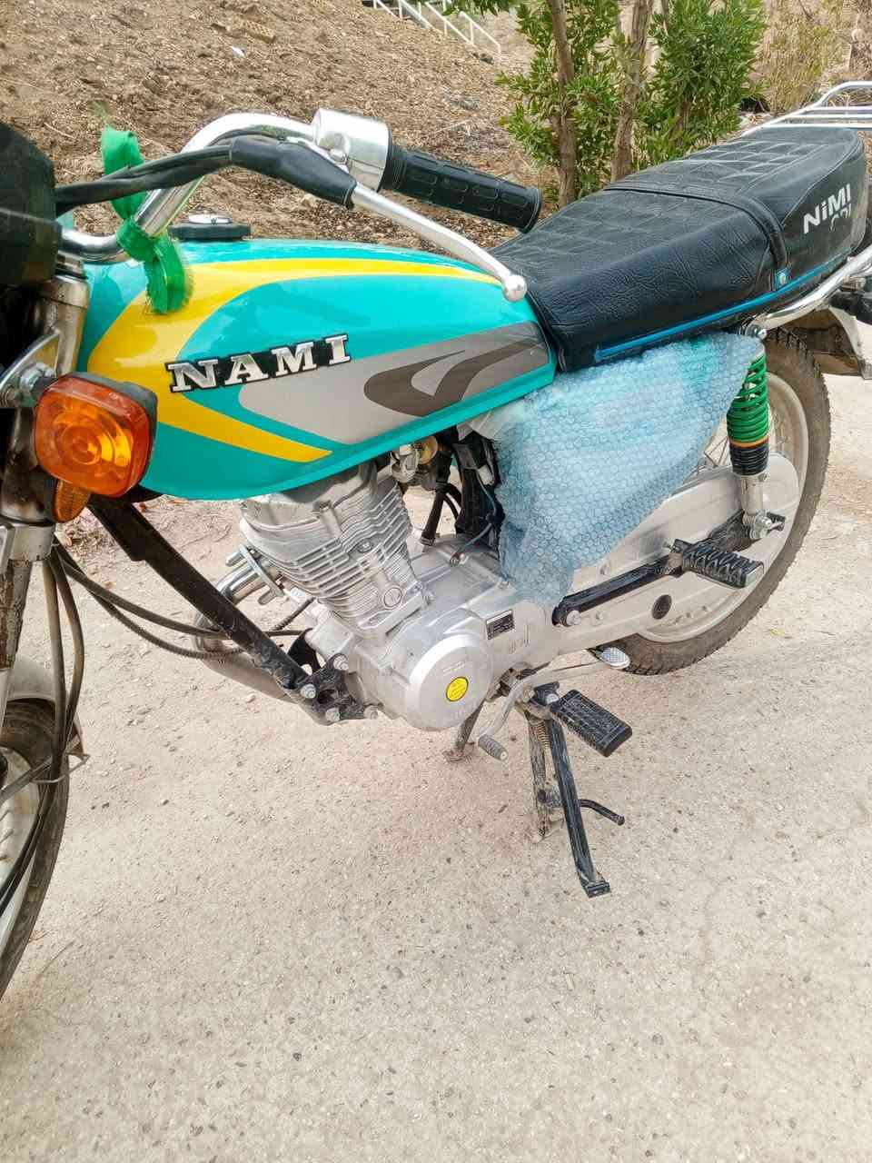 السلام عليكم نامه امتياز اصلي 3احرف موديل26 السعر 680وبيها مجال ***********
