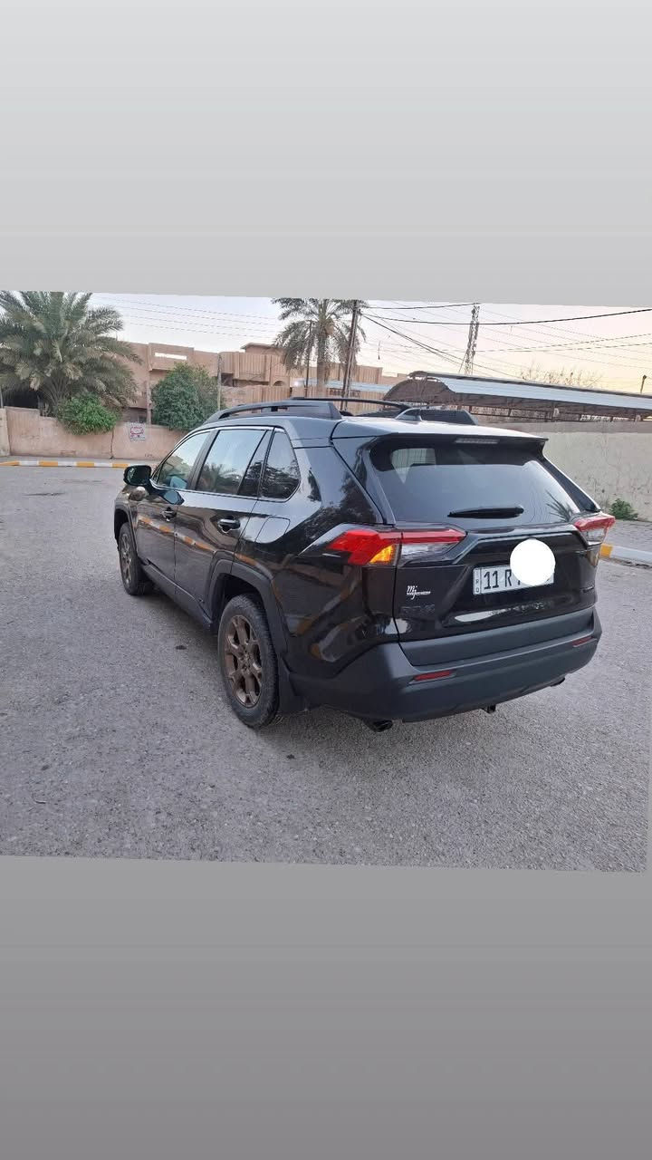 السلام عليكم رف فور هايبرد موديل 24 مواصفات لاند اديشن ماشيه 13 الف رقم بغداد صور الضرر بالمنشور  السعر 235 وبيها مجال رقمي ***********   غير متواجد على نت
