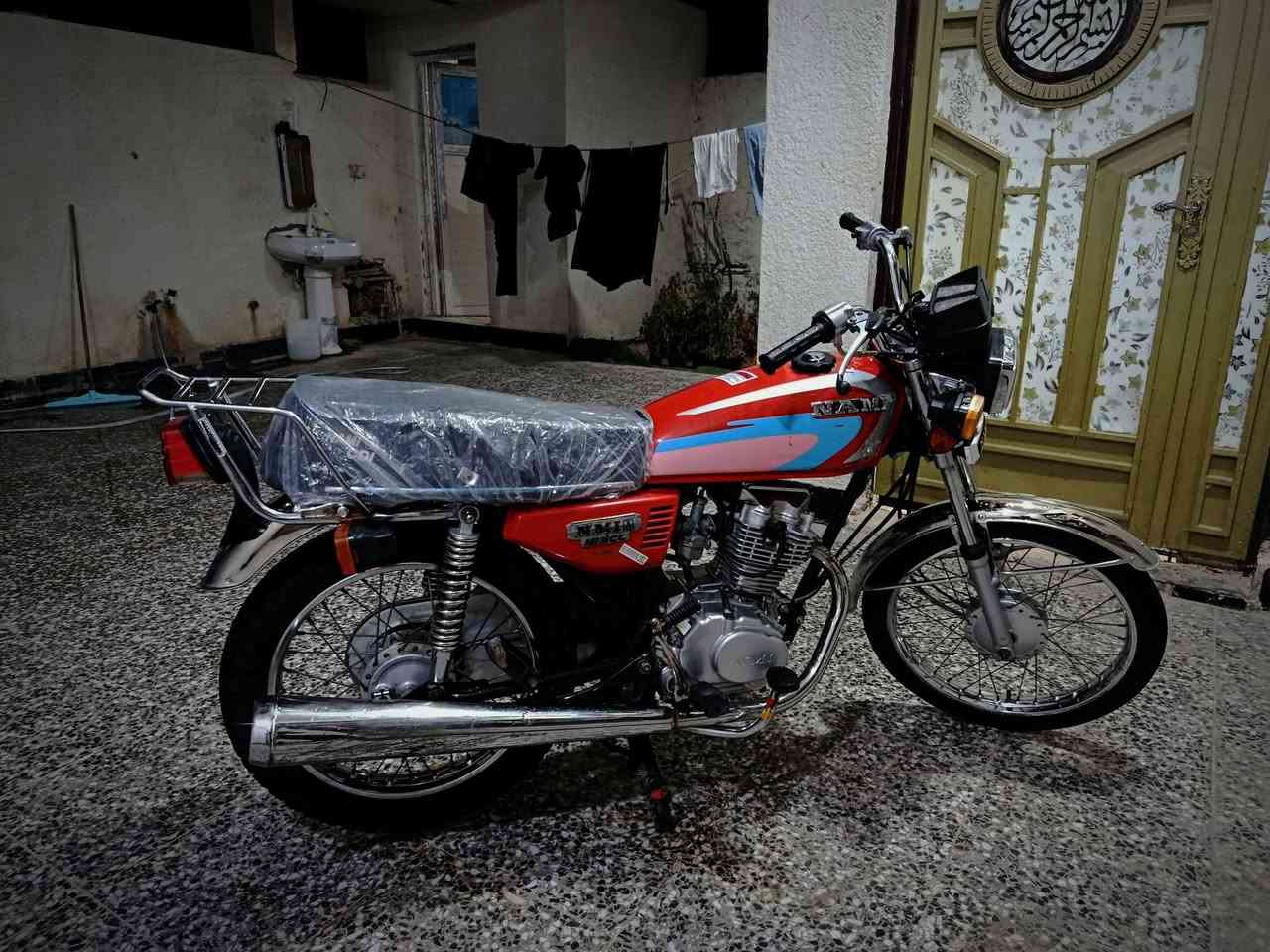 دراجه وراق أصولي 2023وكيله سيد خلدون دراجه بلاديه السعر مليون و300شراي خابر وتدلل ***********
