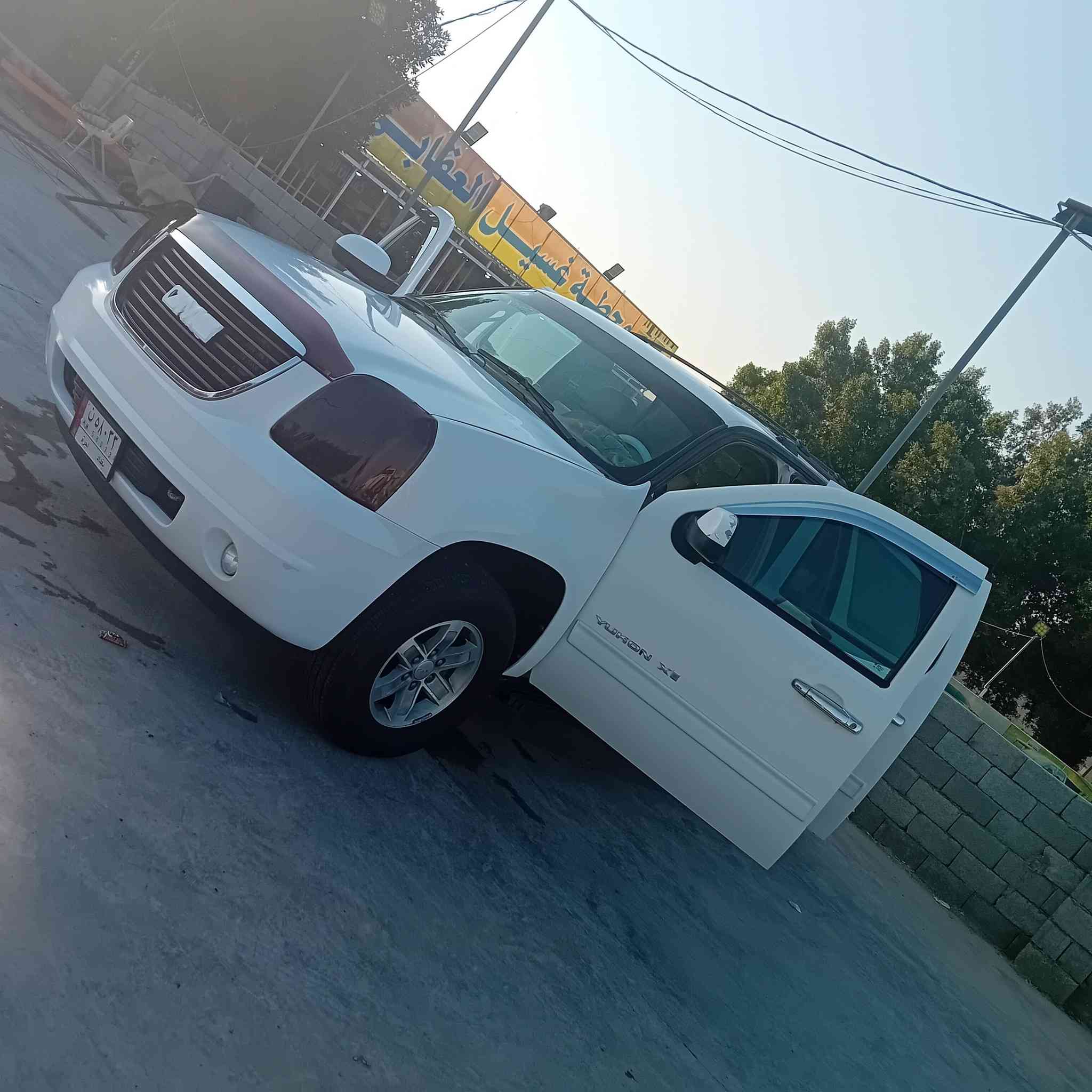 السلام عليكم جمسي يوكن للبيع ٢٠٠٩ اصل رقم بغداد اماني مشروع وطني أجره السعر 150
سياره خليجيه بيه طخه بصيطه بين الباب والجاملغ الأمامي فقط سياره جاهزه للعمل مابيه اي نقص تخم تاير تبريد تدفئة باتري جديد صدر ربل قماره كير اكسل للستفسار الأتصال على(***********)
