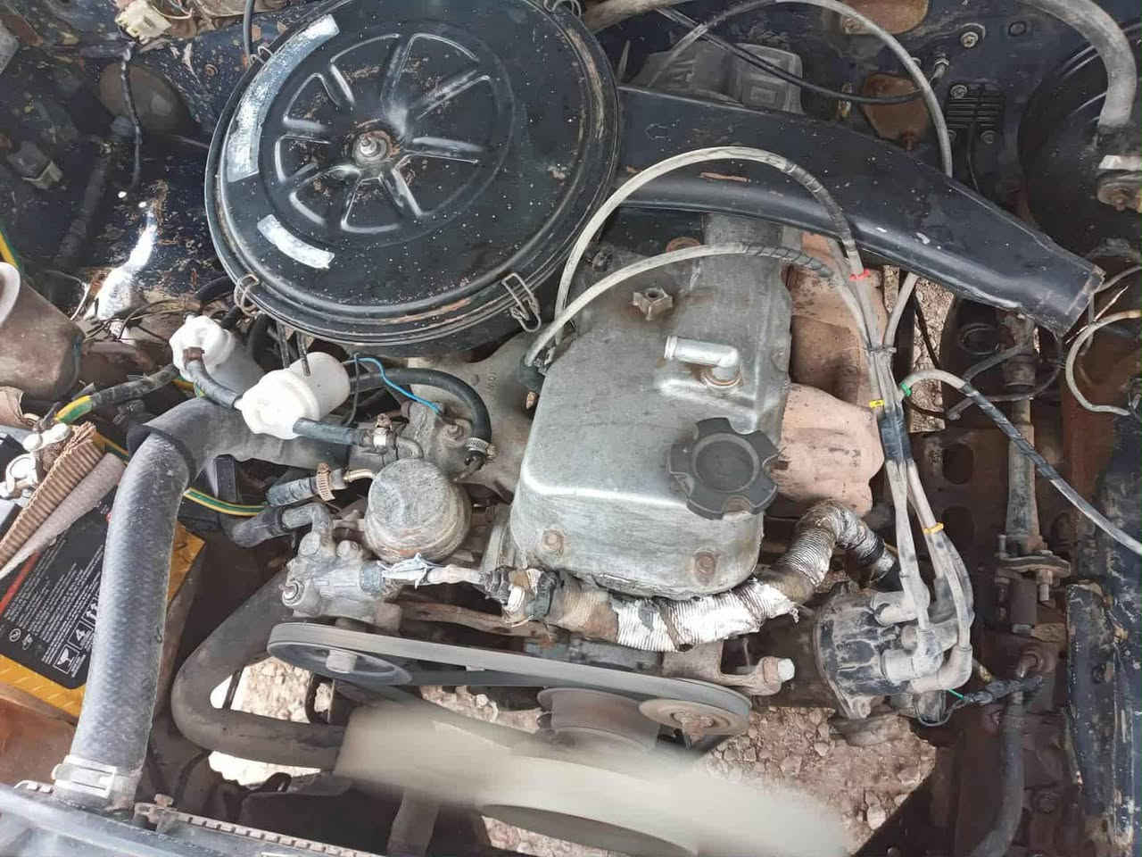 السلام عليكم ورحمه الله
نيسان للبيع موديل 93 سياره جاهزه من كلشي 

رقم مثنى سنويه لل27 بسمي 

سياره نظيفه كلش مال جناي شاصي ومكينه فول لا خياس ولا صبغ 

مكاني سماوه رميثه وسعرها ٣٩ وبيها مجال بسيط 

***********
