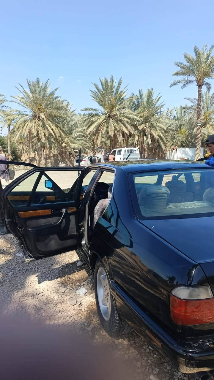 السلام عليكم بيع مستعجل
BMW موديل 1993 V8 صبغ جماليه فقط 
رقم دهوك   انكليزي لل 2029 تحويل مباشر
السياره مكفوله من ضربه وتبديل 
كير شرط  مكينه 40 كفاله وشرط لا تبخير ولا تنقيص
حداديه جديده  تخم تاير جديد تخم نوزلات جديد تخم بلكات جديد تخم مجاول جديد  اصرافعا الله شاهد اقل من ال 6 سلندر  ضفيره بلاديه  لا قطوعات ولا جطلات  
كهربائيات كلها شغاله من الدعاميه للدعاميه شرط بلاد 
تبريد عاطل  الفان شغال مروحه التبريد شغالهالسياره جاهزه ع اخر حبايه

السعر ٤٥ وبيها مجال قليل

***********
