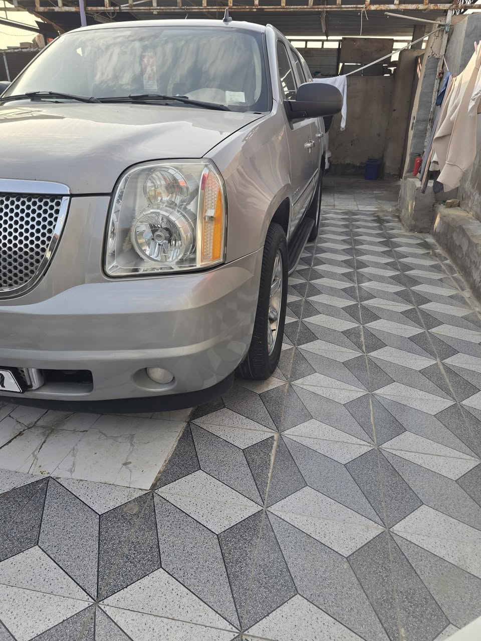 السلام عليكم للبيع يوكن ابتر  فول مواصفات فتحه شاشه صندوق كهرباء  تحكمات اهوايه مواصفات  مكفوله ضربه او صبغ او تبديل فقط بيها الارباع فقط  مديل 2007بسمي رقم بصرة الدولي. جاهزه من كلشي  السعر 190  للاستفسار ع رقم ***********
