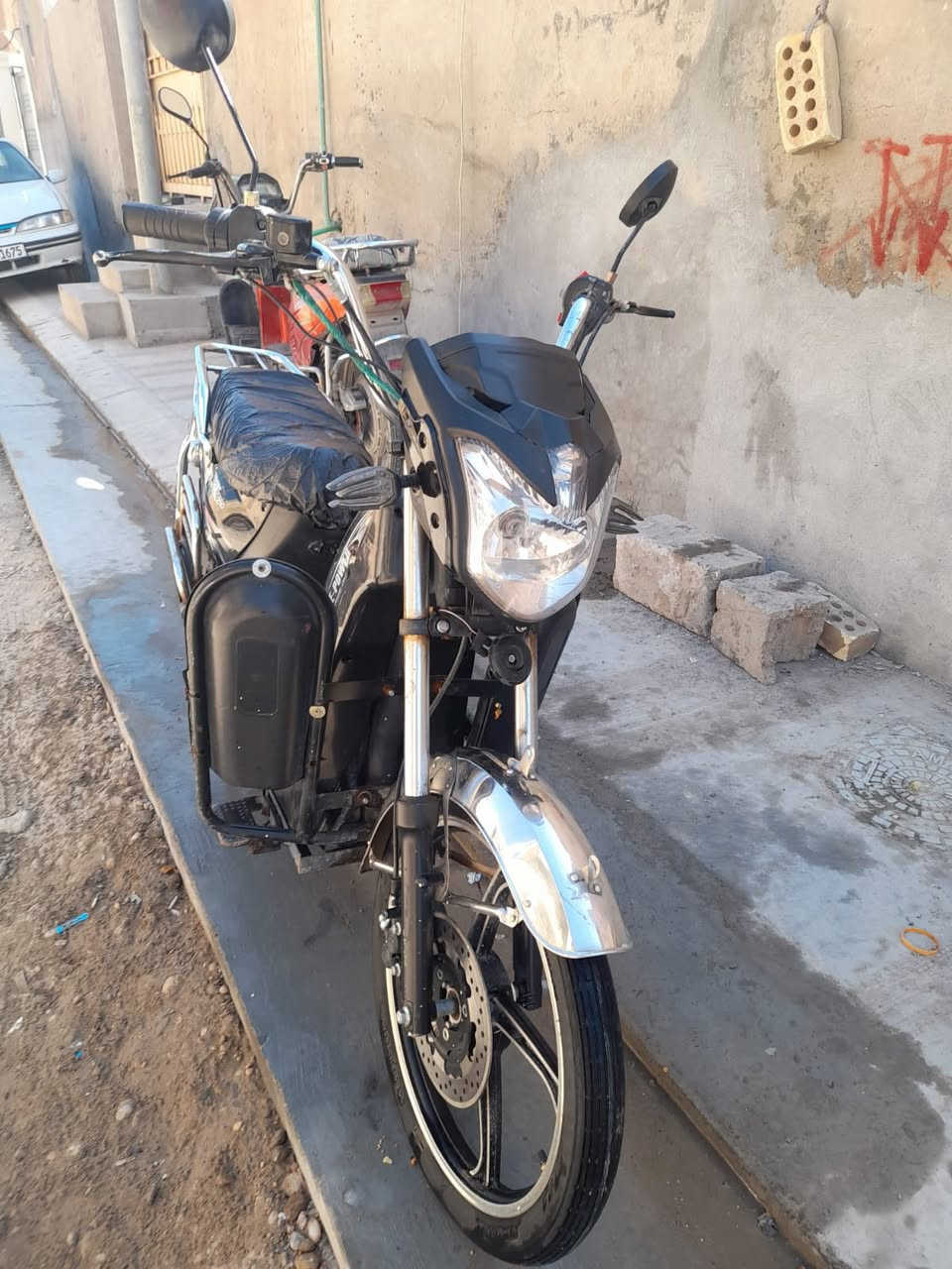 للبيع ٤٥٠نضيفه كلش وكلشي شغال بيها


**إذا كنت صاحب هذا الإعلان وتريد حذفه لأي سبب، رجاءا أرسل رسالة إلى الدعم الفني**