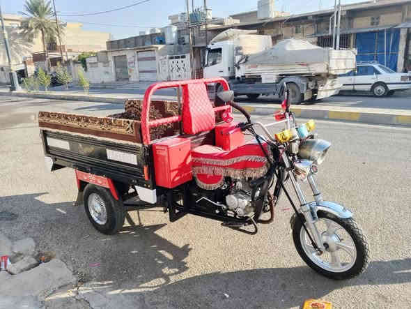 السلام عليكم ستوته موديل 2023 محرك نضيف لحيم مابيه ابلاديه تايرات نضيفه السعر مليون وستميه العنوان بغداد المعالف رقم الواتساب ***********
