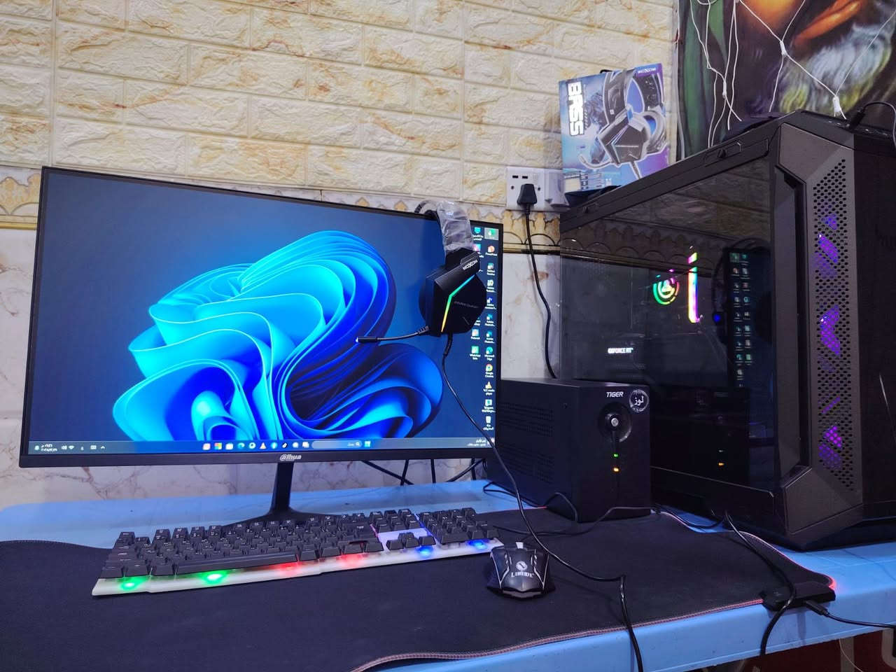 تجميعه PC كامله فول مواصفات معه هرد احتياطي جيده لل العاب للإستفسار اتصل على الرقم التالي :*********** بي واتساب منصب  بيه جميع برامج التصميم مونتاج  و الفوتوشوب ال21ول24 
عنواني:ميسان الماجديه نهاية شارع الجامع
