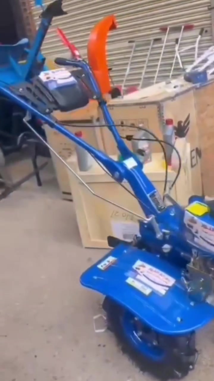 🚜🔥 مش كل عزاقة تقدر تستحمل الشغل... لكن دي معمولة للشغل التقيل!
💪 عزاقة 7.5 حصان جاز هتديك قوة حقيقية في الحرث والعزيق بأقل مجهود وأعلى إنتاجية. سواء أرضك كبيرة أو شغلك يومي، هتنجز أسرع وتوفر وقت ومصاريف.
✅ محرك قوي 7.5 حصان
 ✅ أداء ثابت وتحمل في أصعب الظروف ✅ مناسبة للأراضي الزراعية بمختلف أنواعها
 ✅ الاختيار الأمثل لكل فلاح بيدور على الجودة والقوة
📞 اطلبها دلوقتي واستلمها بأفضل سعر قبل نفاد الكمية!
📞 01032904266 
#عزاقة_7_5_حصان_جاز #عزاقة #معدات_زراعية #الات_زراعية #سوق_الزراعة_في_مصر #شركة_النور #معدات_المزارع #معدات_الري #معدات_ثقيلة #ميكنة_زراعية #الزراعة_الحديثة #الفلاح_المصري #حرث_الأرض #عروض_زراعية #أفضل_معدات_زراعية #اطلب_الآن #شحن_لكل_المحافظات #عرض_خاص


**إذا كنت صاحب هذا الإعلان وتريد حذفه لأي سبب، رجاءا أرسل رسالة إلى الدعم الفني**