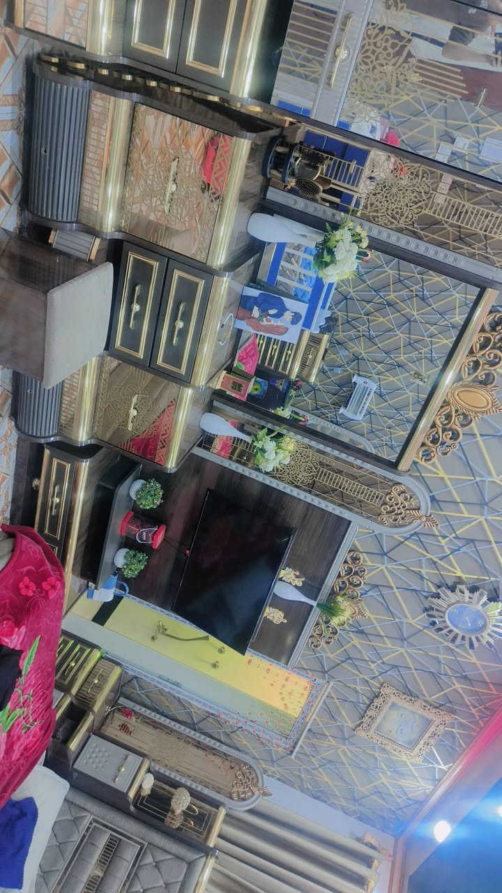 سلام عليكم غرفه اخشاب ملكيه 11 قطعه البيع شراي يتواصل وياي خاص علا هاذا رقم بي وتساب ‏‏‪***********‬‏
