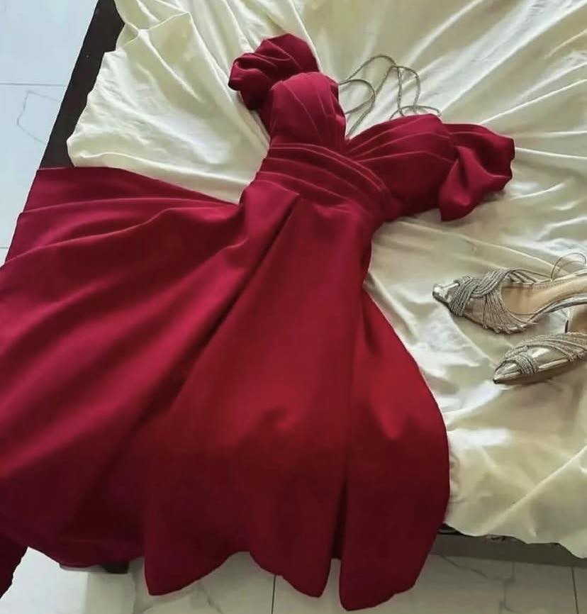 بنات عندي هذا فستان شتريته قبل فترة قياس 48 وطلع بي كبر عليه يعني مملبوس ابد واخذت بـ75 اريد بـ50


**إذا كنت صاحب هذا الإعلان وتريد حذفه لأي سبب، رجاءا أرسل رسالة إلى الدعم الفني**