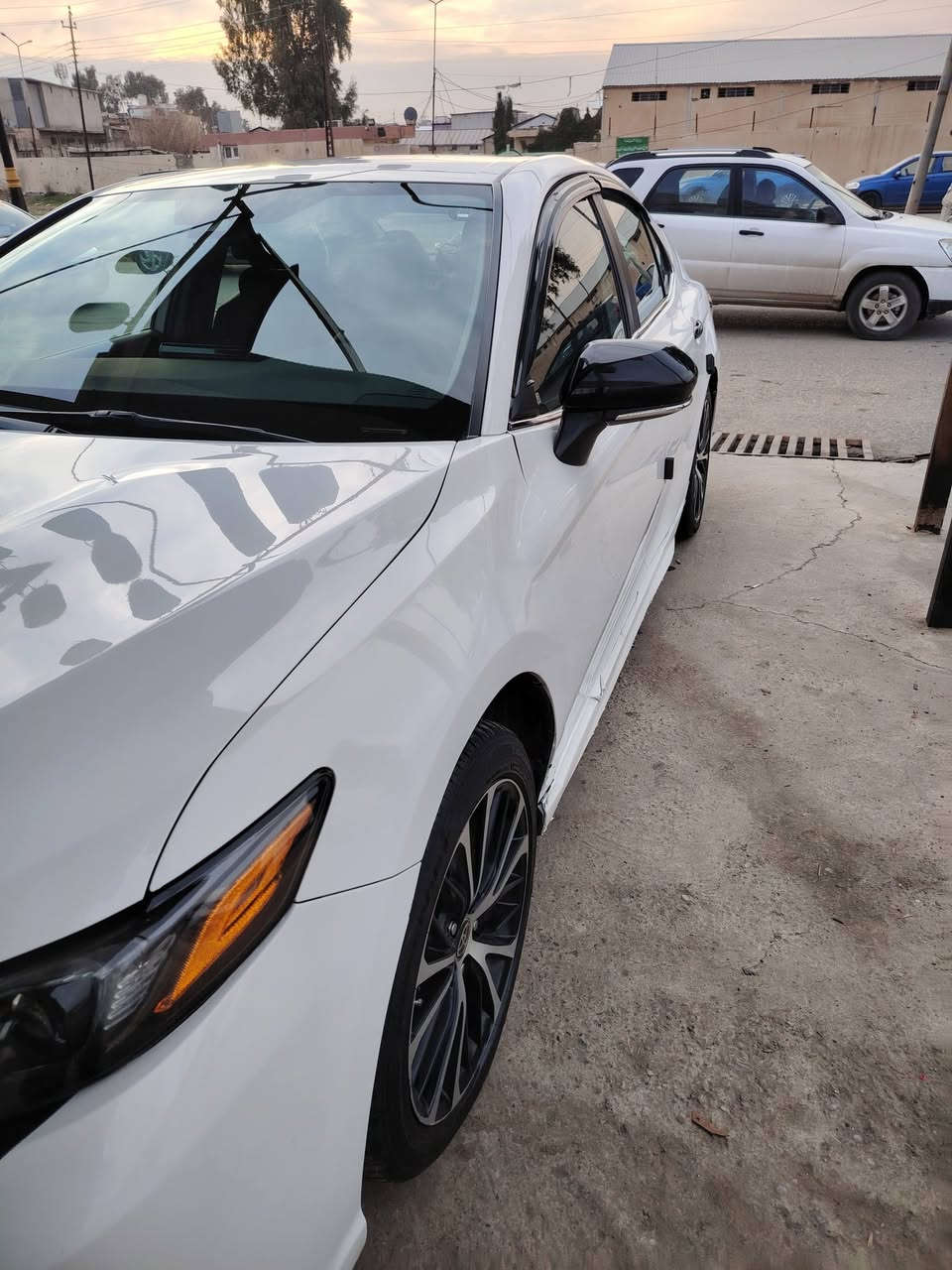 كامري ٢٠٢٣ ضرر باب السايق والخلف هزة جديدة باسمي أربيل ما شية ٤٧ الف ***********/***********/لا أحد يكتب السعر الشراي يتصل وغير متواجد على الفيس
