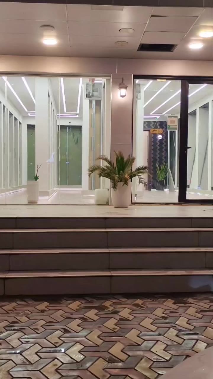 محل معروض للبيع التفاصيل داخل الفديو 
📌عنوان المكتب الفلوجة شارع اربعين قرب التانكي مقابل استديو كانون
_________________
للأستفسار 
***********.إتصال+ واتساب
