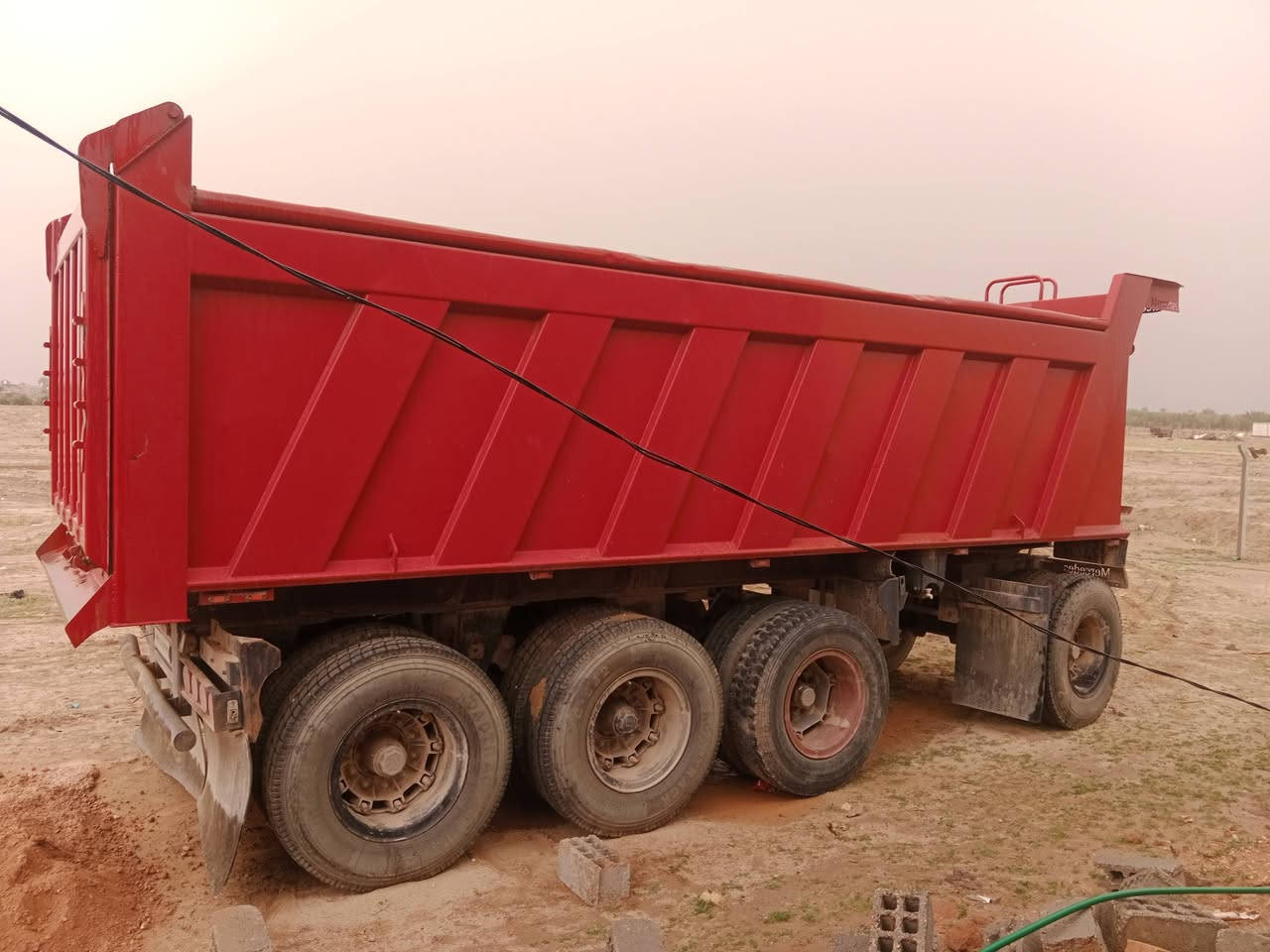 مقطوره للبيع تفصال ابو امير ابو نجف تخم تاير شاصي 16دناكير 16محشايات كفاله عامه السعر 190وبيه مجال لاستفسار *********** الموشراي لايتصل
