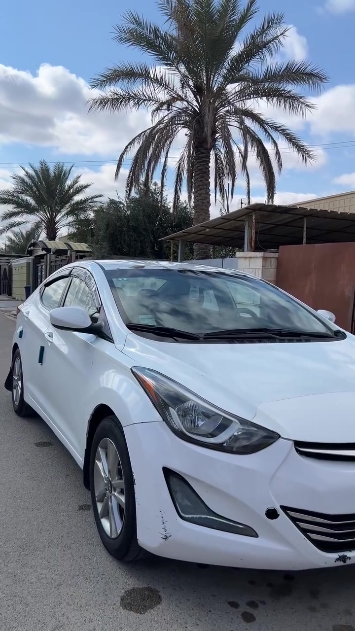 النترا موديل ٢٠١٦ سياره وارد امريكي 
مواصفاتها s المعروفه 
بيها ٣ قطع بس اني ابيع حزام حته ماادوخك ولا دوخني لان الصندوق متشلع صبغه 
للاستفسار اكثر الاتصال على الرقم او واتساب  
***********
