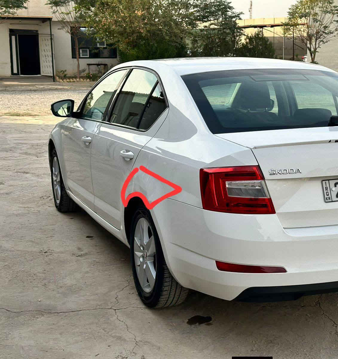 سکۆده مۆدیل 2014 سەیارەکی زۆر خاوێنه دوو نیو پارجەی هەیه بەبێ ژۆرێ و بەبێ ئیرباک بەشەرتی گێر و مەکینه و فەحس
*********** أربيل, العراق
