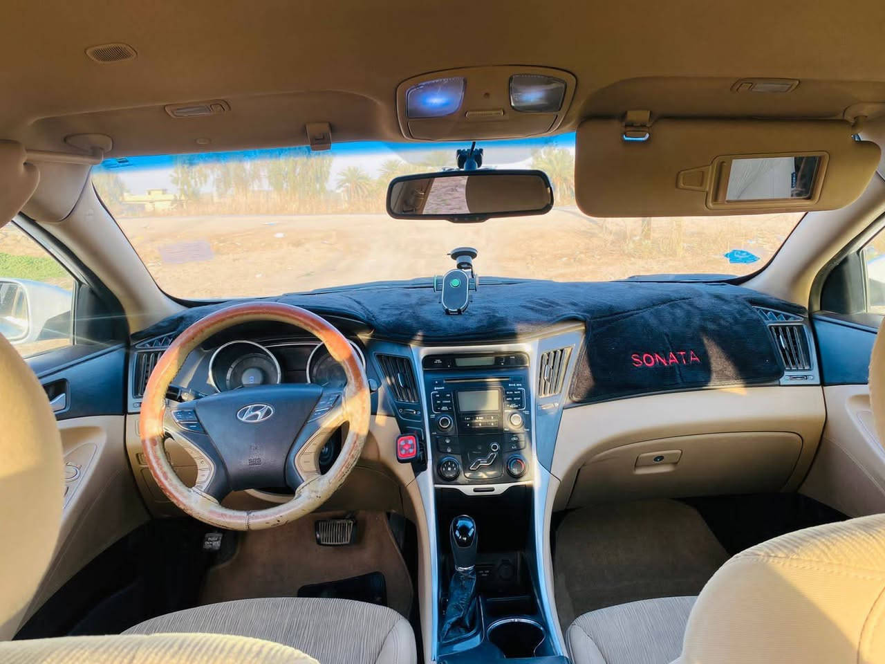 السلام عليكم سياره سوناتا موديل 11 وارد امريكي حادث السياره جهة قبق البانزين  بسيط وبارد بالجاملغ الخلفي بصفحه السائق الرقم بغداد كيرومكينه خير من الله صدر جديد حداديه جديده تخم تاير جديد مكان السياره حله قرب تقاطع العلويه شريفه بنت الحسن ع السعر 113 وبيها مجال بسيط الشراي يتصل على رقم
الهاتف ***********   ***********
